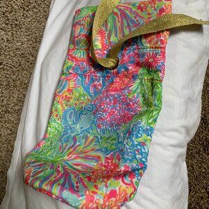 Lilly Pulitzer Multicolor Wine and Bottle Holder.